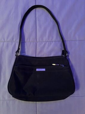 Black Women's Shoulder Bag - Classic Everyday Style